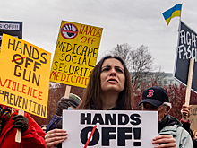 Либералы выпустили когти: акции в США против Трампа прошли под украинскими флагами