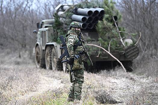 Калининградскую область усилили РСЗО и гаубицами