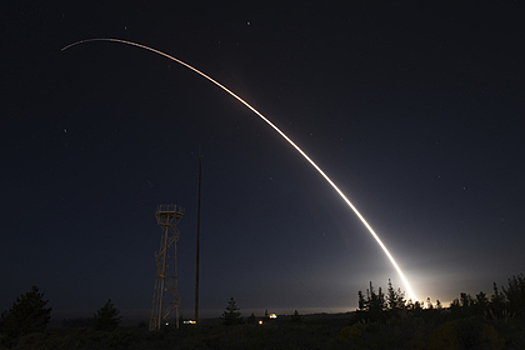США  испытают межконтинентальные ракеты  Minuteman III