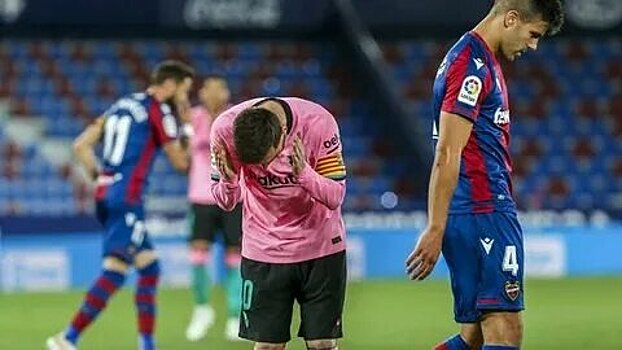 Игроки "Барселоны" недовольны тактическими решениями главного тренера
