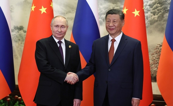 Китайская водка и тушеный трепанг: чем угощают Владимира Путина в Пекине