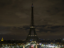 Эйфелева башня без подсветки и пять минут на душ. Европа начинает экономить электроэнергию