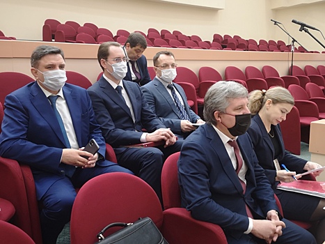 Из-за коронавируса около 800 саратовских предпринимателей до конца года освободят от арендной платы