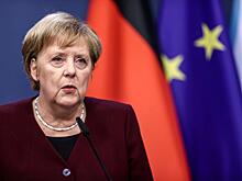 Меркель сообщила о решении ФРГ по участию в "Крымской платформе"