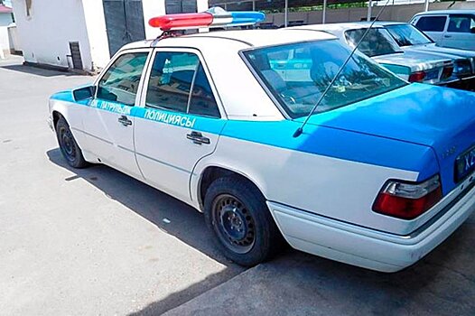 Полицейский Mercedes продают в Шымкенте