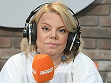 Молодой муж оформил новый дом на актрису Поплавскую