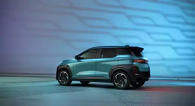 Глава Минпромторга РФ назвал электромобиль «Атом» перспективным