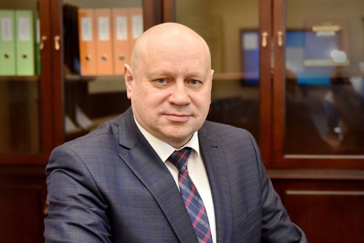 Омский мэр хочет проехать на автобусе по бесплатным талонам в дни голосования за президента РФ