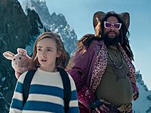 Момоа с рогами и ходячая кровать: стоит ли смотреть фильм «Страна снов»