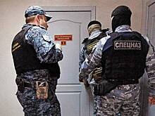 Россиянка набросилась на мужа с топором после угроз сделать из нее шашлык