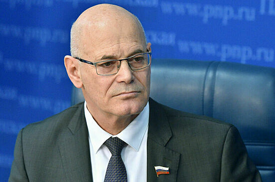 Круглый призвал родителей не отпускать детей надолго гулять в мороз