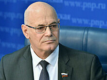 Круглый указал на разницу в зарплатах медиков в разных регионах