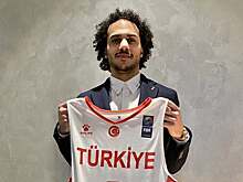 Шейн Ларкин опроверг смену имени