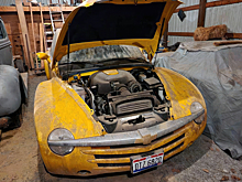 Капсула времени: пикап Chevrolet SSR 18 лет провел в гараже и ни разу не был на мойке