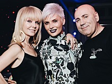 Готическая вечеринка, трехъярусный торт в стиле Тима Бертона, звезды и не только: дочь Валерии шумно отметила 26-летие в караоке