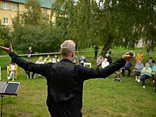 В одном из дворов бывшего Балтрайона выступил оркестр русских народных инструментов