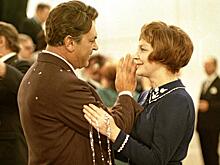 «Ушла в один день с Сергеем Бондарчуком»: Паулина Андреева впервые обнародовала совместное фото со свекровью