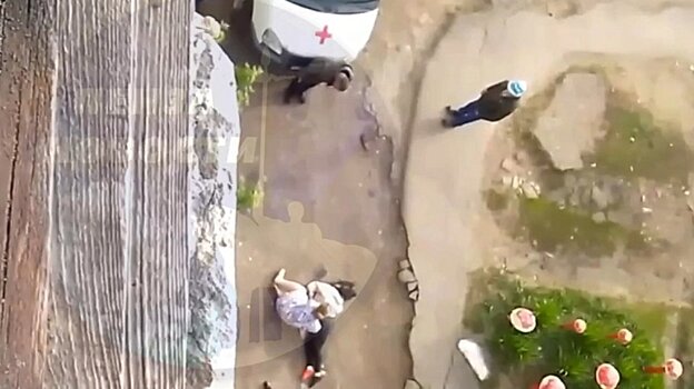 173 школа девочка выпрыгнула с окна фото
