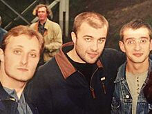 Как выглядели российские знаменитости в 1990-х