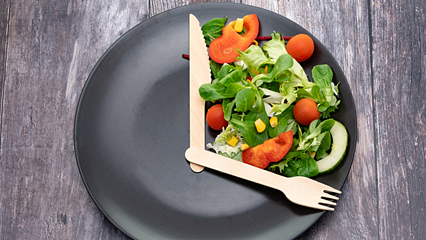 Учёные раскрыли, как лучше есть: 3 раза в день или каждые 2 часа