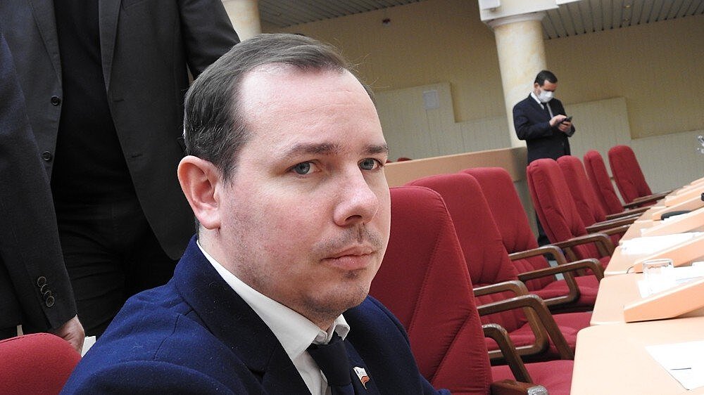Грачев получил удостоверение депутата саратовской облдумы и выбрал фракцию