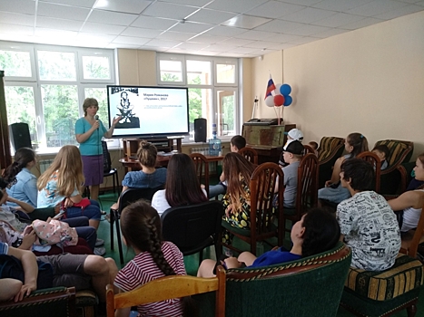 Литературные каникулы продолжаются в московских школах