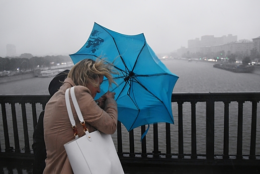Опровергнуто приближение торнадо к Москве