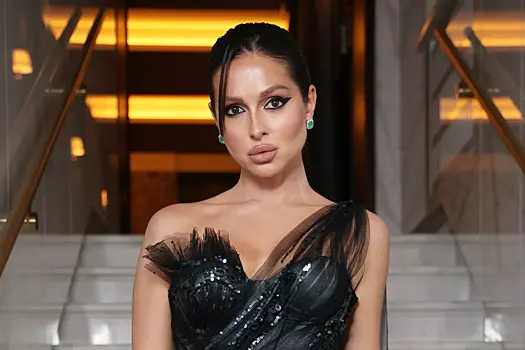 34-летняя певица Нюша показала, как выглядит без макияжа и укладки