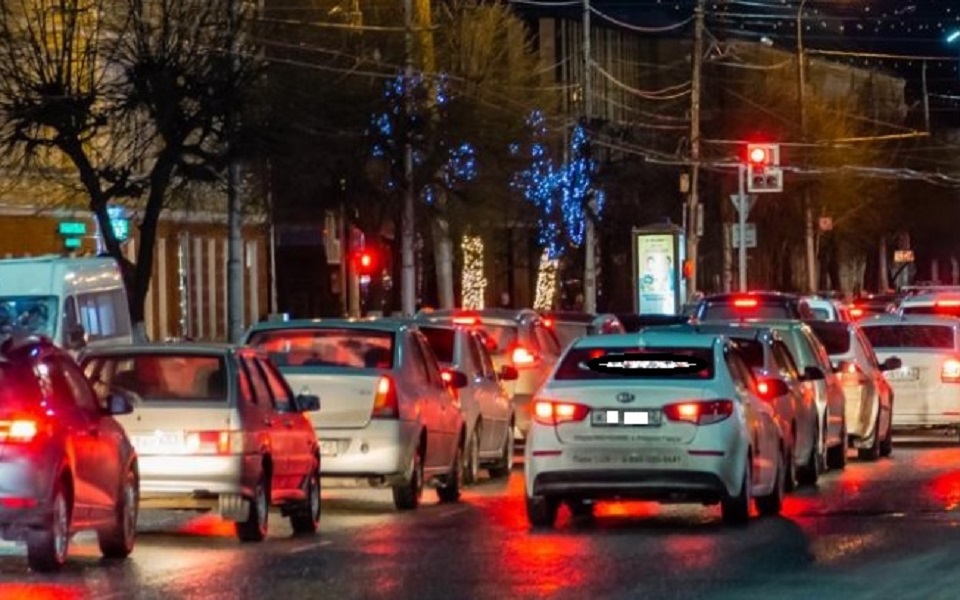 Жители областного центра и 6 районов области могут воспользоваться социальным такси