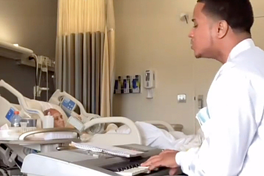 Гангстер ушел из банды, устроился работать в больницу и прославился в TikTok