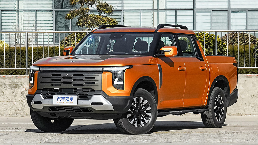 Бренд Oting объявил о выходе на российский рынок своего флагманского пикапа Z9: машину привезет в Россию в начале осени. Построенный на шасси Nissan Frontier Pro автомобиль уже прошёл обязательную сертификацию ОТТС. Модель получила 258-сильный бензиновый мотор Mitsubishi и 8-ступенчатый автомат.  Дорожный просвет новинки составляет 240 мм, что позволяет преодолевать броды глубиной более 80 см. В списке оснащения — современные системы безопасности, включая адаптивный круиз-контроль и мониторинг слепых зон. Точные цены и комплектации станут известны ближе к старту продаж.