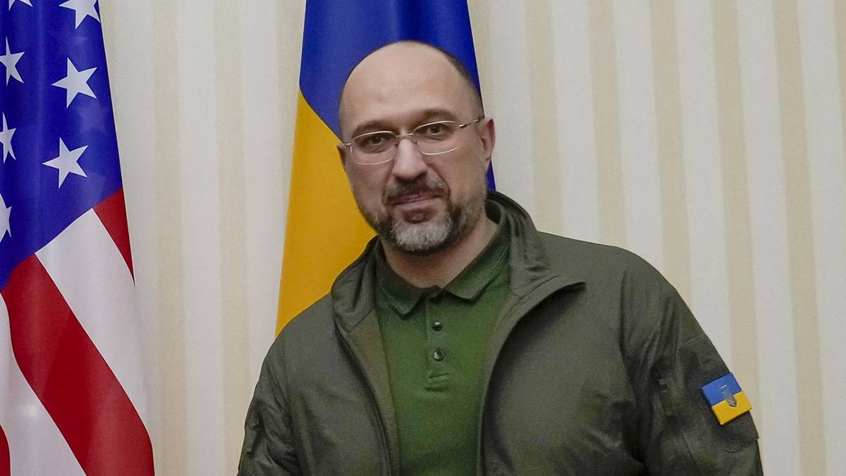 Шмыгаль: США направят Украине 15 миллиардов долларов за счет российских активов