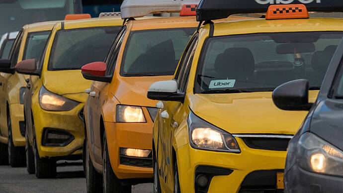 В Москве с начала года изъяли 800 машин такси из-за нарушений
