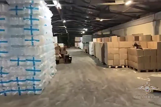 Волк: в Ленинградской области пресекли незаконное производство алкоголя