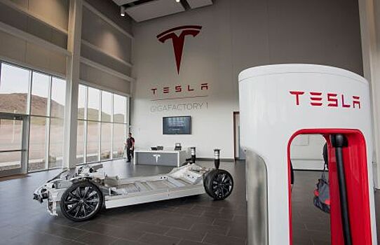 На сентябрь 2019 назначен запуск завода Tesla в Китае