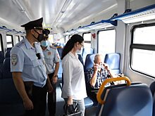 Пассажирам Красноярского железнодорожного вокзала напомнили о необходимости соблюдения масочного режима