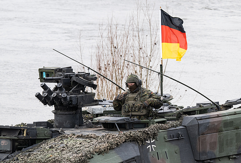 Военнослужащий Германии во время совместных военных учений НАТО Dragon-24