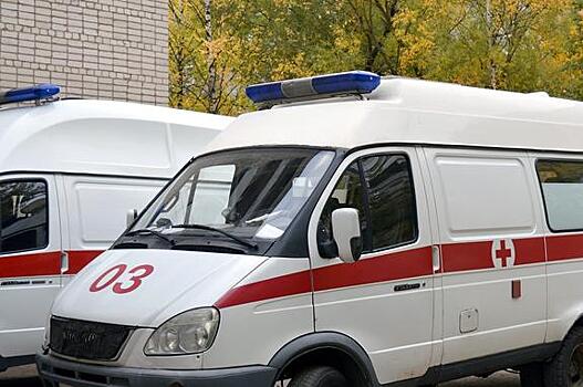 Школьница пострадала при падении с аттракциона в Москве