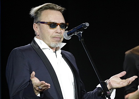 Зеленский ввел санкции против Шамана, Сукачева и Розенбаума