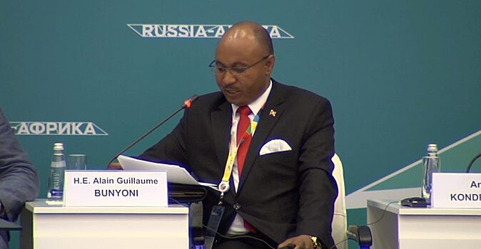 Министр Бурунди призвал Россию обмениваться разведданными о боевиках