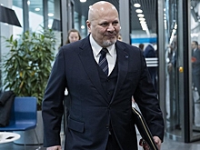 Выдавший ордер на арест Путина прокурор МУС отстранен из-за домогательств