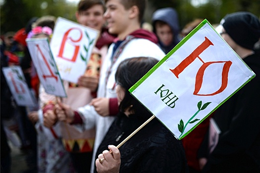 "Кирилл и Мефодий совершили подвиг": Филолог Андрей Изотов - о том, что подарили миру знаменитые святые, и как развиваются современные славянские языки