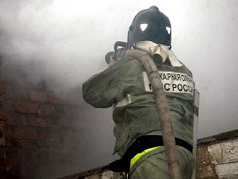 При пожаре в квартире на северо-востоке Москвы погиб человек