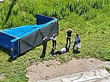 Вынесен приговор дорожникам, по чьей вине остановка придавила человека