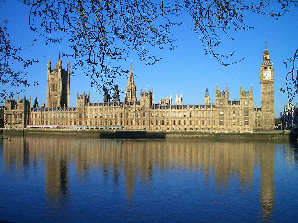 «Здоровых людей очень мало». 76% британского парламента страдают от психологических расстройств