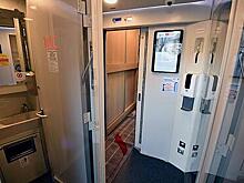 В российских поездах появятся новые вагоны с душевыми кабинами