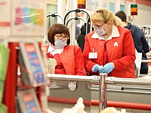 Омских продавцов оштрафовали за работу без масок в период пандемии