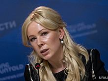 Мизулина попросит министра Кравцова проверить учебник, возмутивший читателей URA.RU