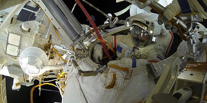 NASA столкнулось с нехваткой скафандров для работы на МКС