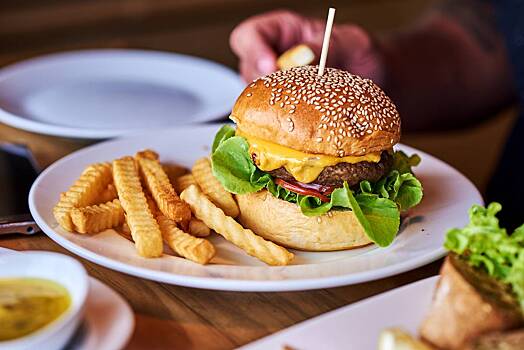 Раскрыты подробности массового отравления на известном российском горнолыжном курорте